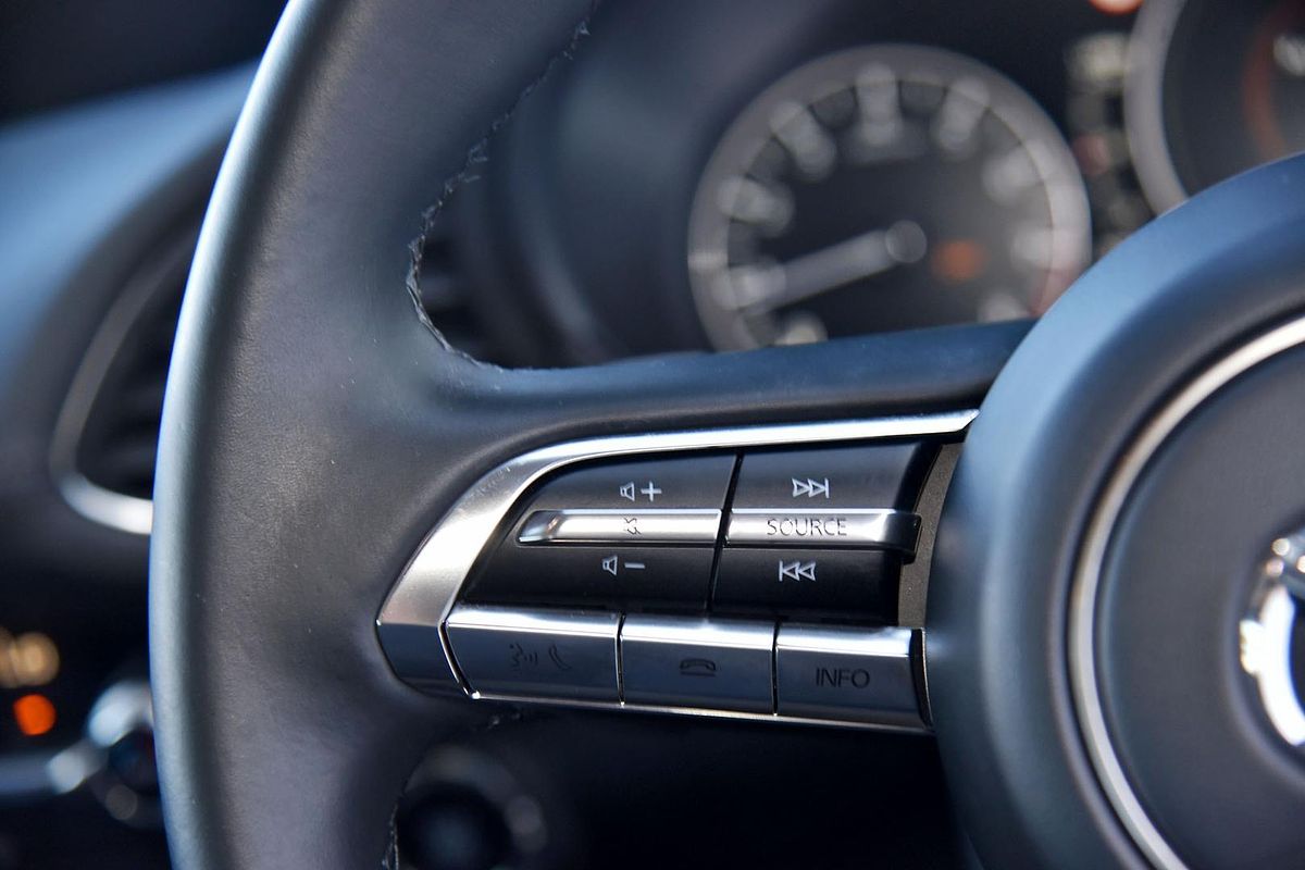 2021 Mazda 3 G20 TOURING 300P