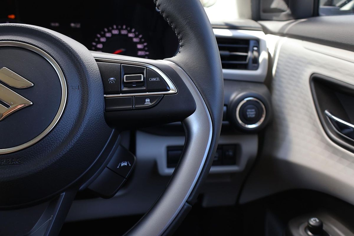 2024 Suzuki Swift Hybrid Plus UZ