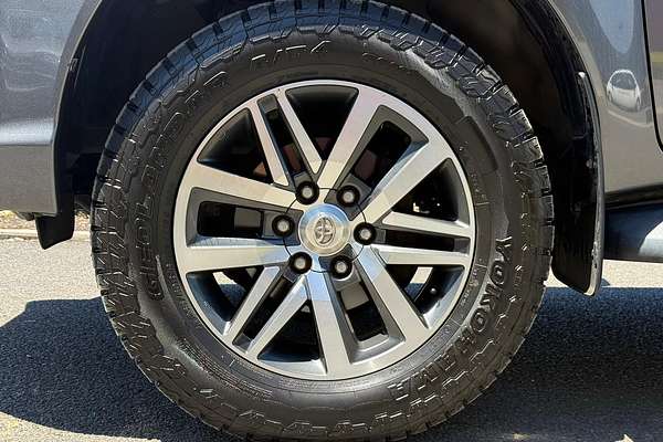 2018 Toyota Hilux SR5 GUN126R 4X4