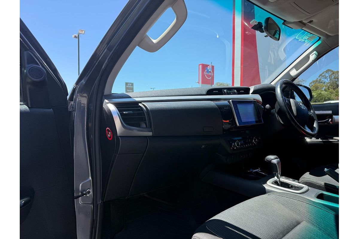 2018 Toyota Hilux SR5 GUN126R 4X4