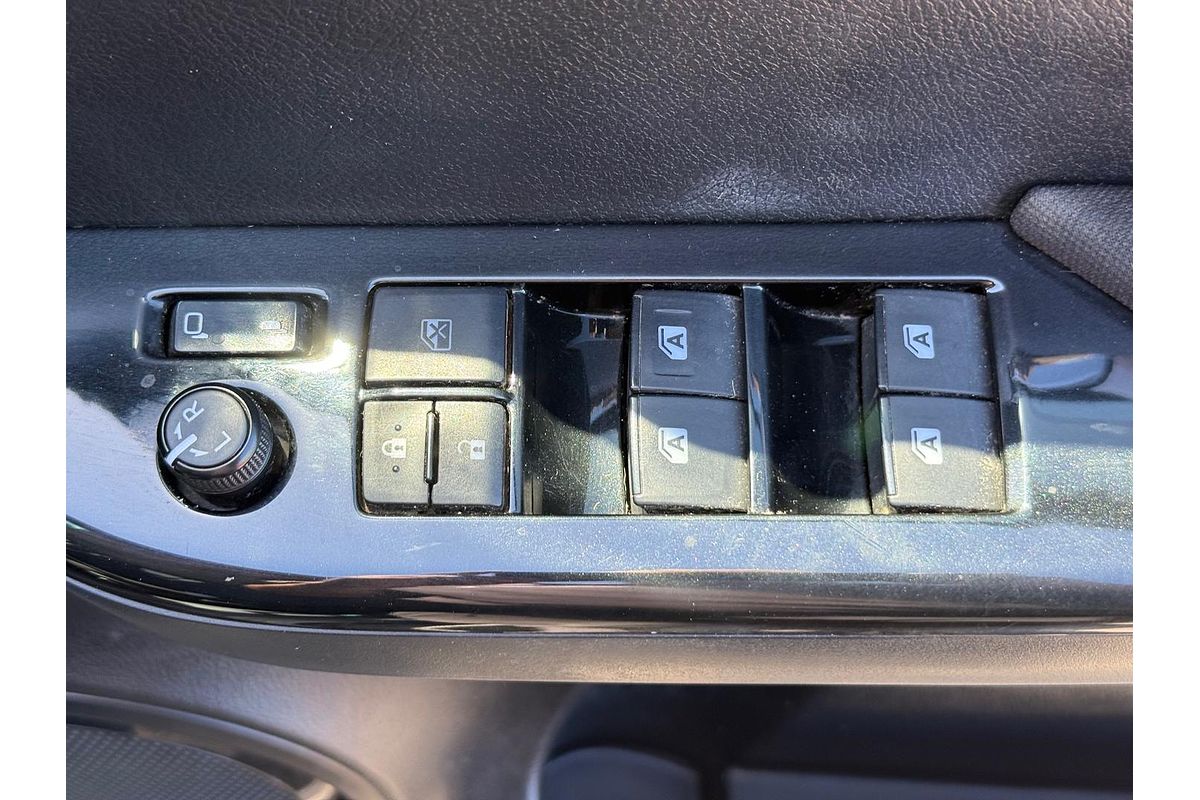 2018 Toyota Hilux SR5 GUN126R 4X4