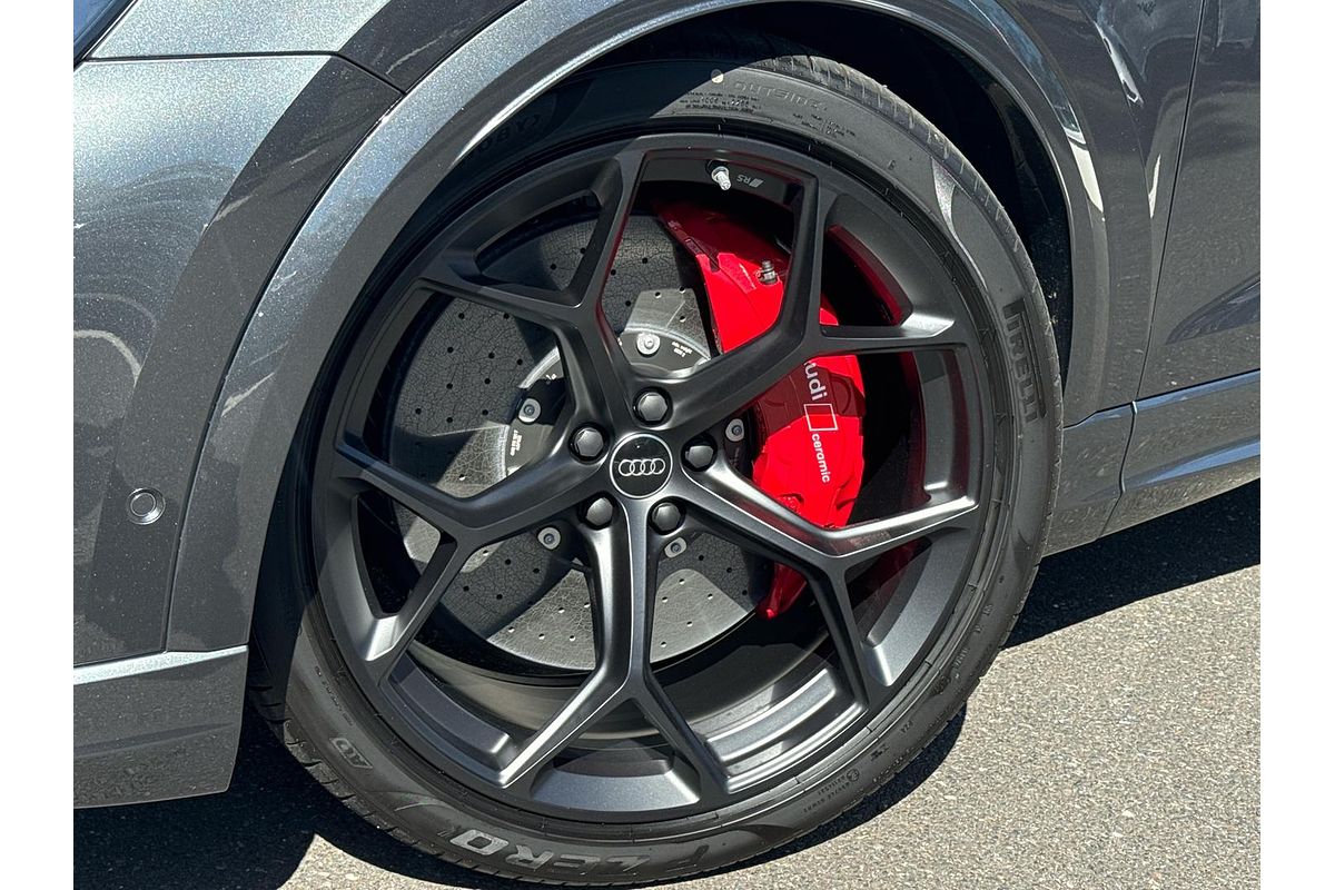 2025 Audi RS Q8 TFSI performance F1