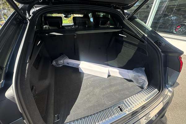 2025 Audi RS Q8 TFSI performance F1