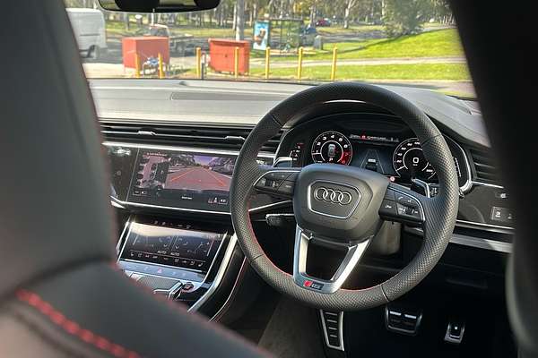 2025 Audi RS Q8 TFSI performance F1