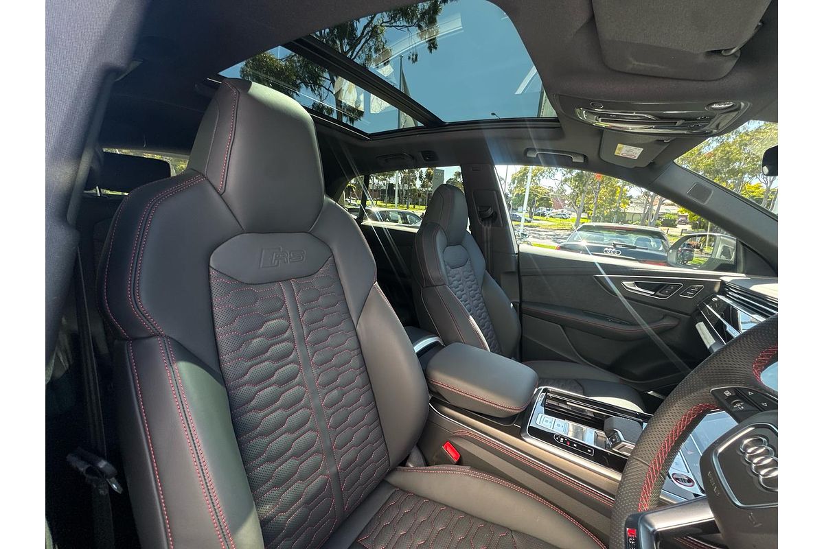 2025 Audi RS Q8 TFSI performance F1