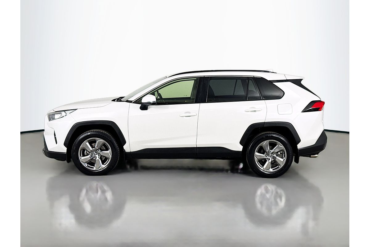 2020 Toyota RAV4 GXL MXAA52R