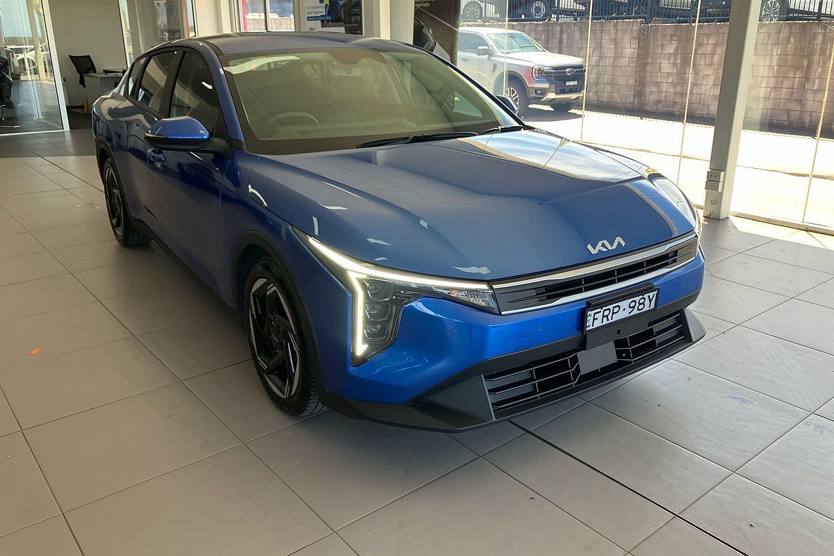 2025 Kia K4 Sport+ CL4m