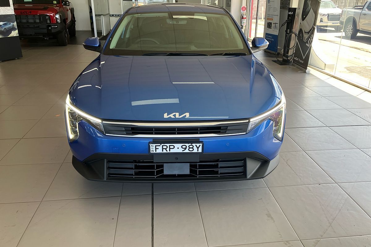 2025 Kia K4 Sport+ CL4m