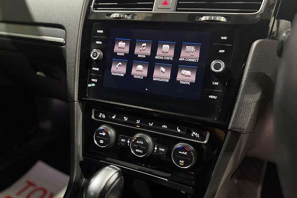 2017 Volkswagen Golf 110TSI Highline 7