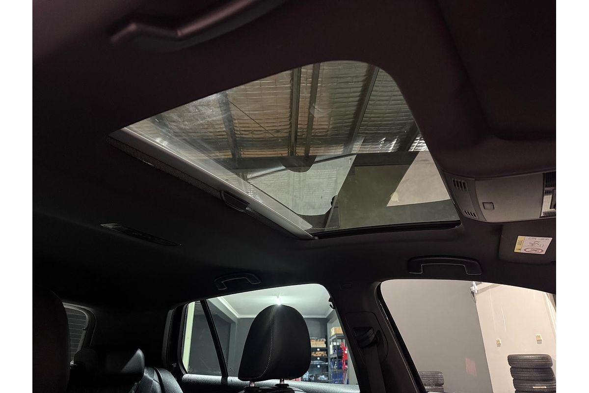 2017 Volkswagen Golf 110TSI Highline 7