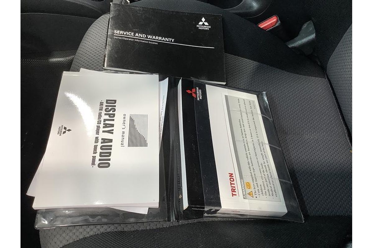 2021 Mitsubishi Triton GLX MR 4X4