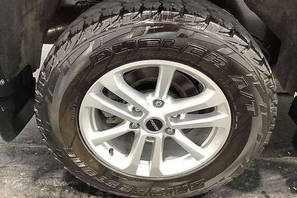 2022 Isuzu MU-X LS-M