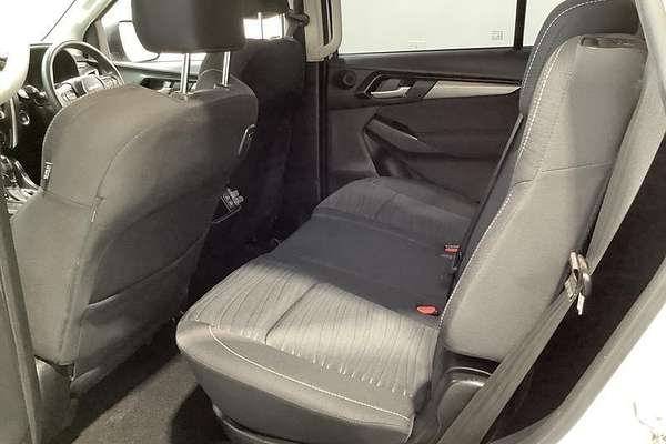 2022 Isuzu MU-X LS-M