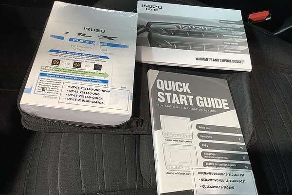 2022 Isuzu MU-X LS-M