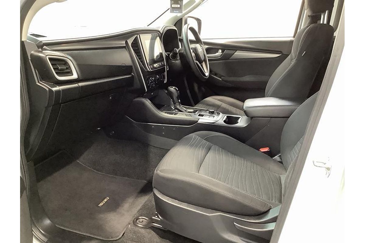 2022 Isuzu MU-X LS-M