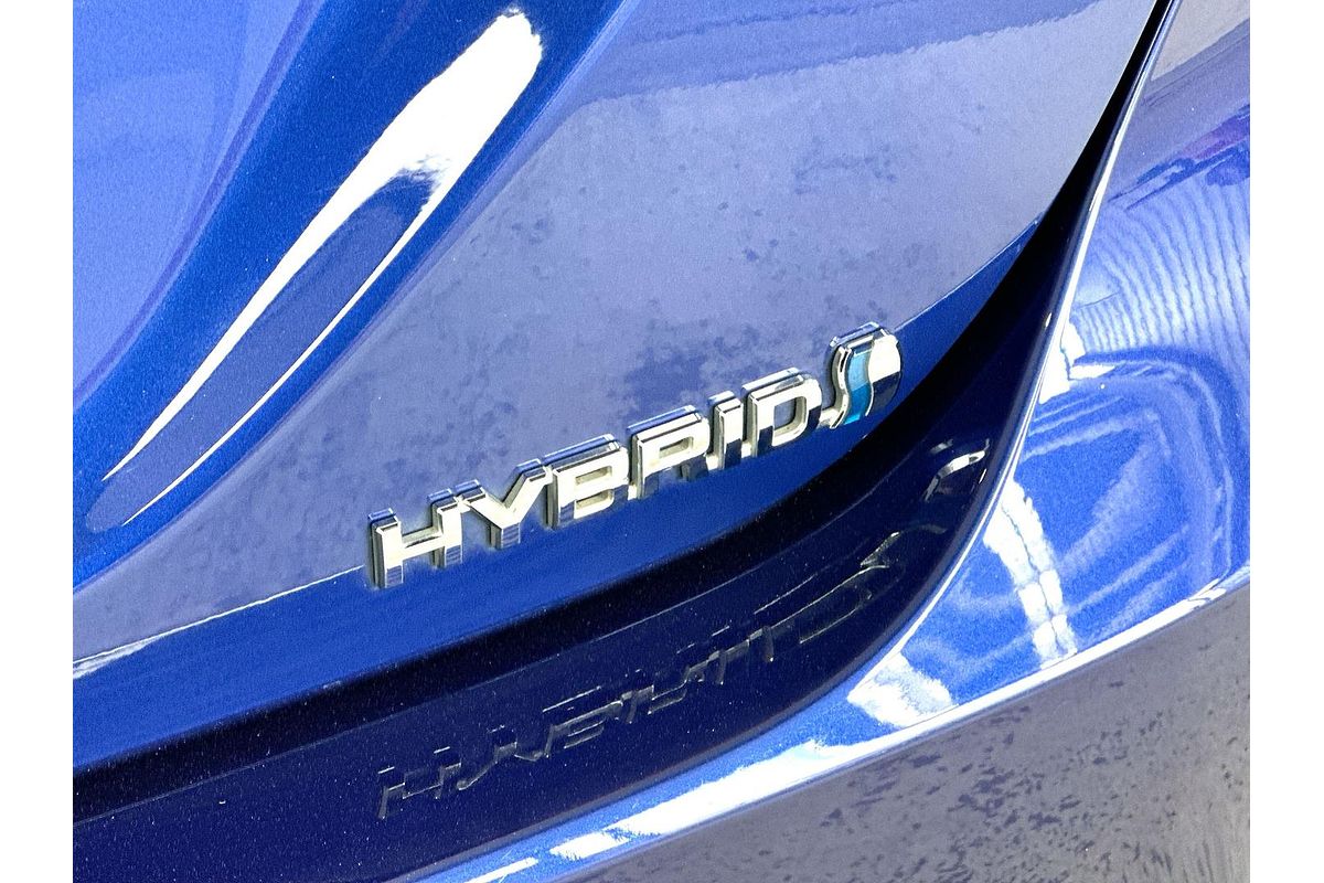 2024 Toyota Camry Ascent AXVH70R