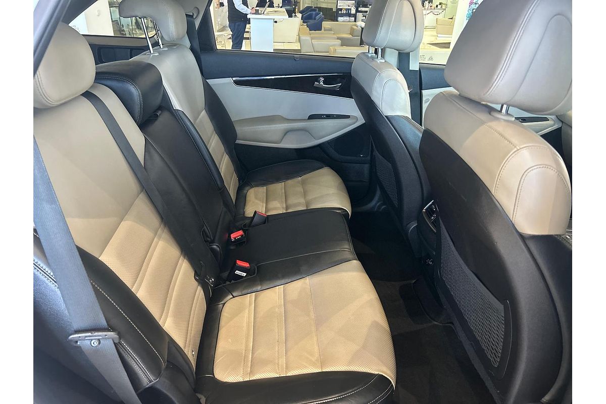 2017 Kia Sorento Platinum UM
