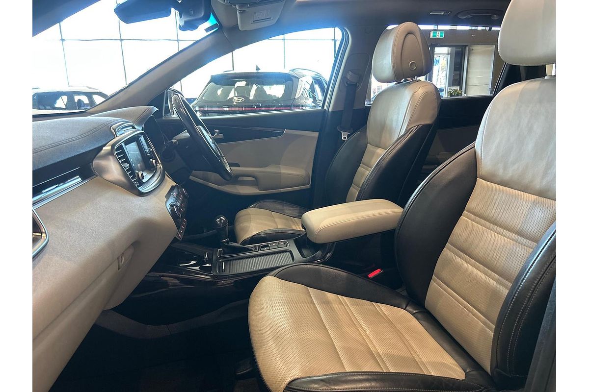 2017 Kia Sorento Platinum UM