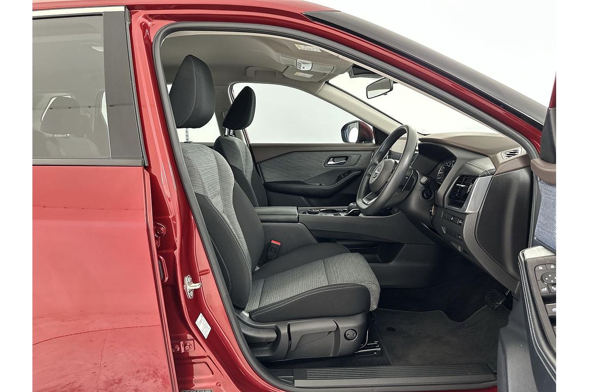 2023 Nissan X-TRAIL ST T33