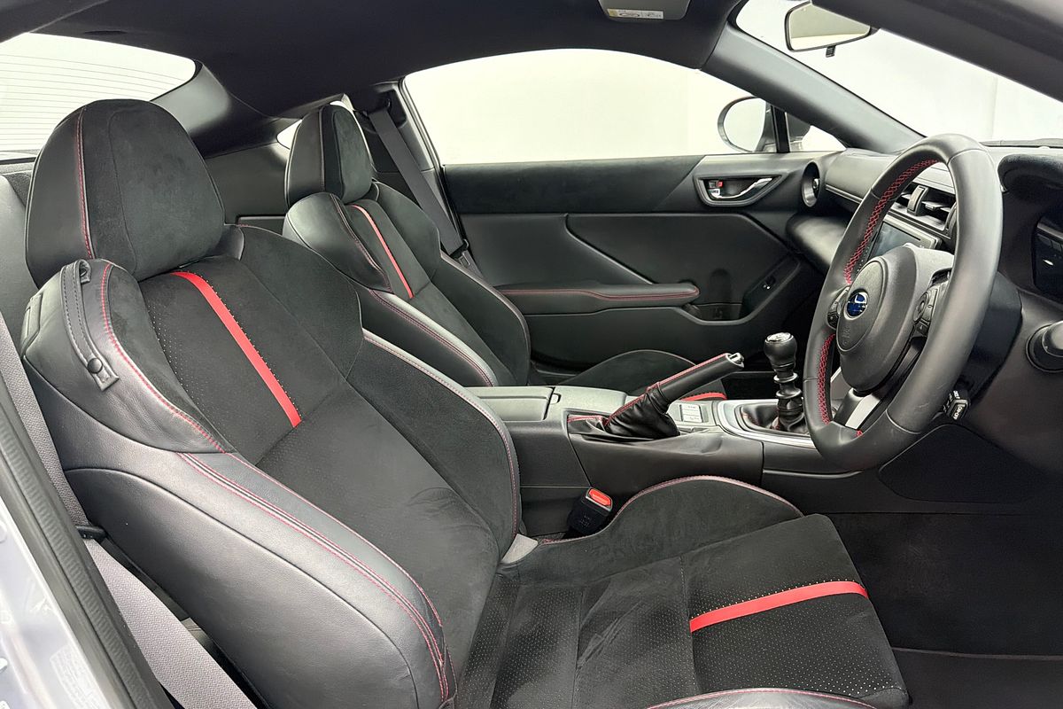 2022 Subaru BRZ S ZD8