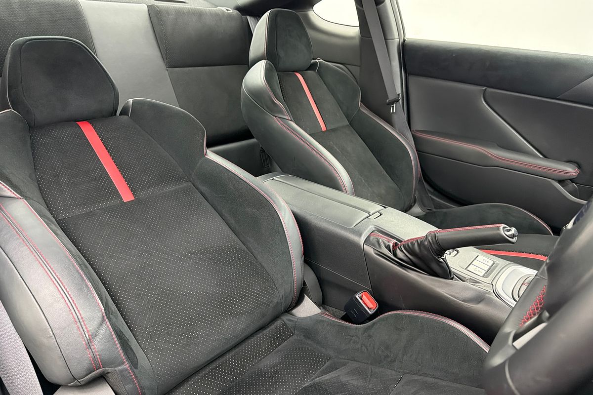 2022 Subaru BRZ S ZD8