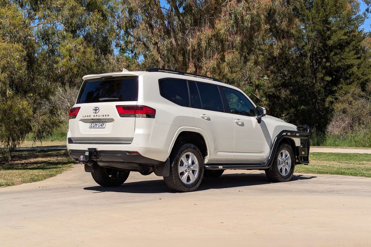 2022 Toyota Landcruiser GXL FJA300R