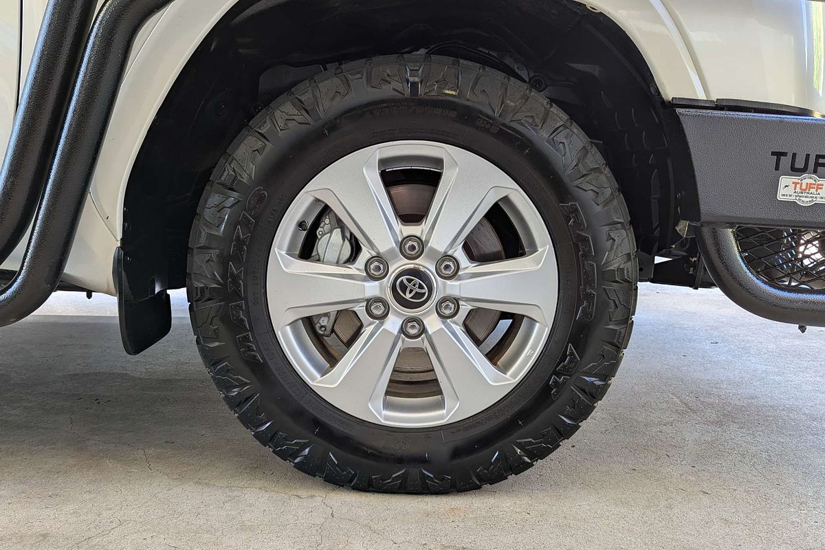 2022 Toyota Landcruiser GXL FJA300R