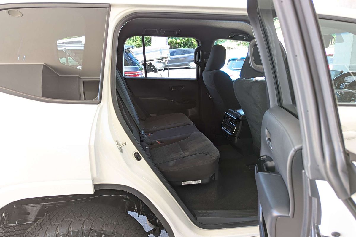 2022 Toyota Landcruiser GXL FJA300R
