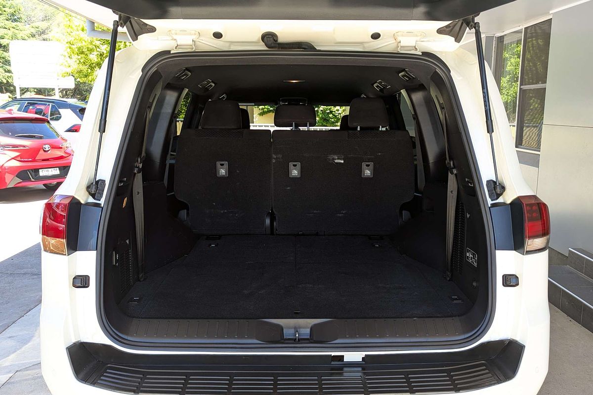 2022 Toyota Landcruiser GXL FJA300R