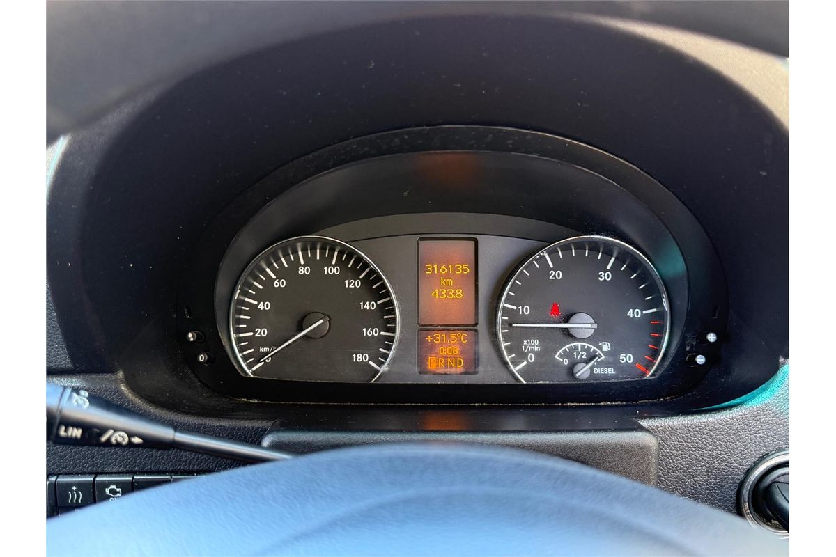 2015 Mercedes-Benz Sprinter 319CDI NCV3 MWB