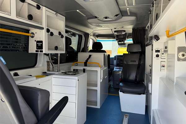 2015 Mercedes-Benz Sprinter 319CDI NCV3 MWB