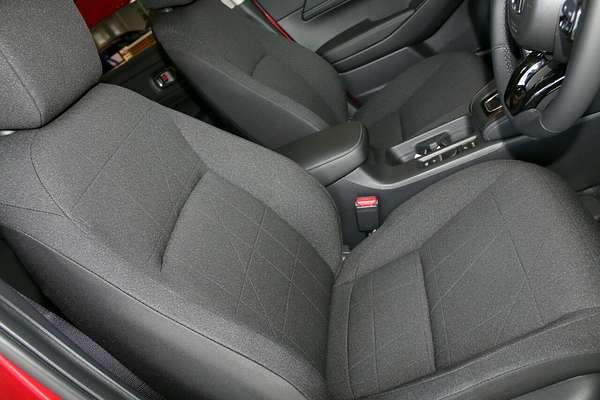 2025 Honda HR-V Vi X