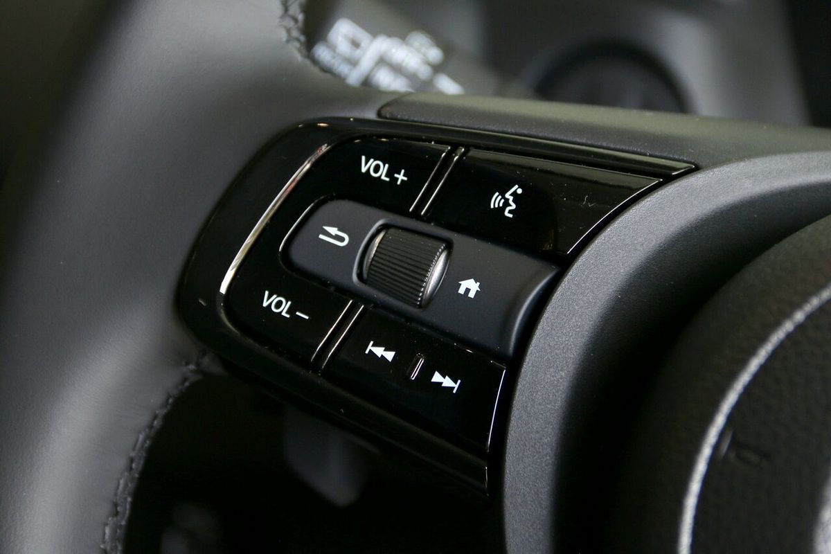 2025 Honda HR-V Vi X