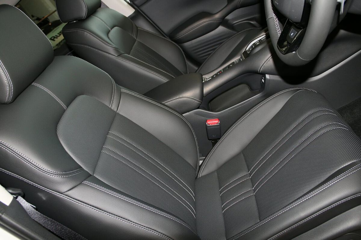 2024 Honda ZR-V e:HEV LX RZ