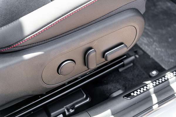 2025 Hyundai Kona Elite N Line SX2.V3