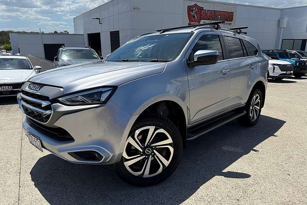 2022 Isuzu MU-X LS-T