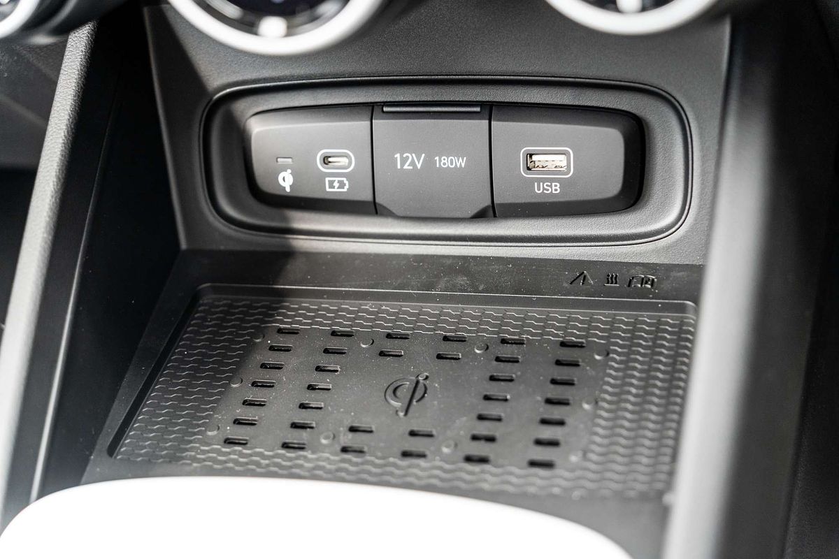 2025 Hyundai Venue Elite QX.V5