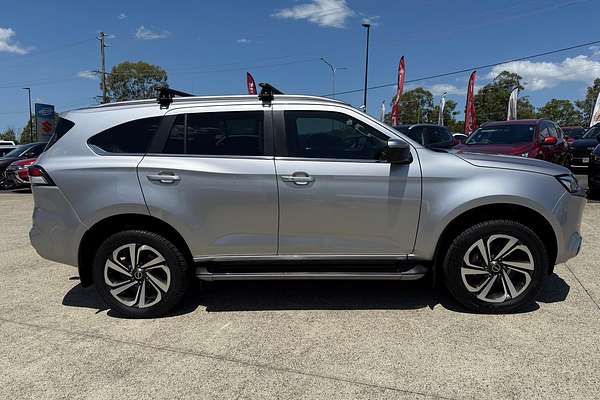 2022 Isuzu MU-X LS-T