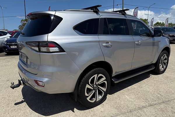 2022 Isuzu MU-X LS-T