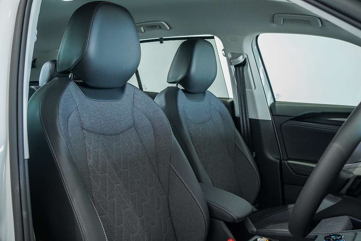 2025 Volkswagen Tayron 110TSI Life R4