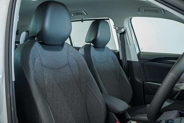 2025 Volkswagen Tayron 110TSI Life R4