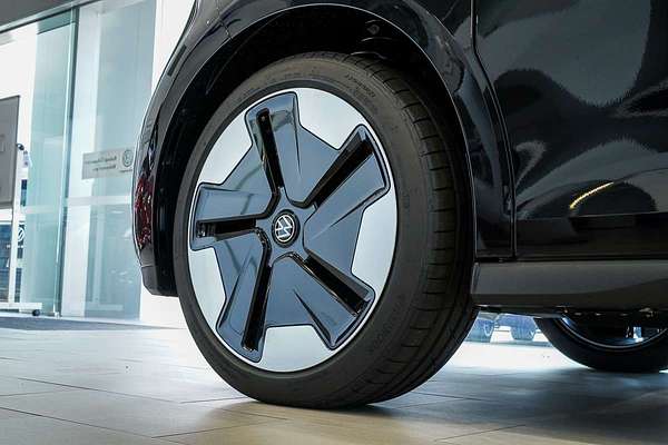 2025 Volkswagen ID. Buzz Pro BEV560 EB LWB