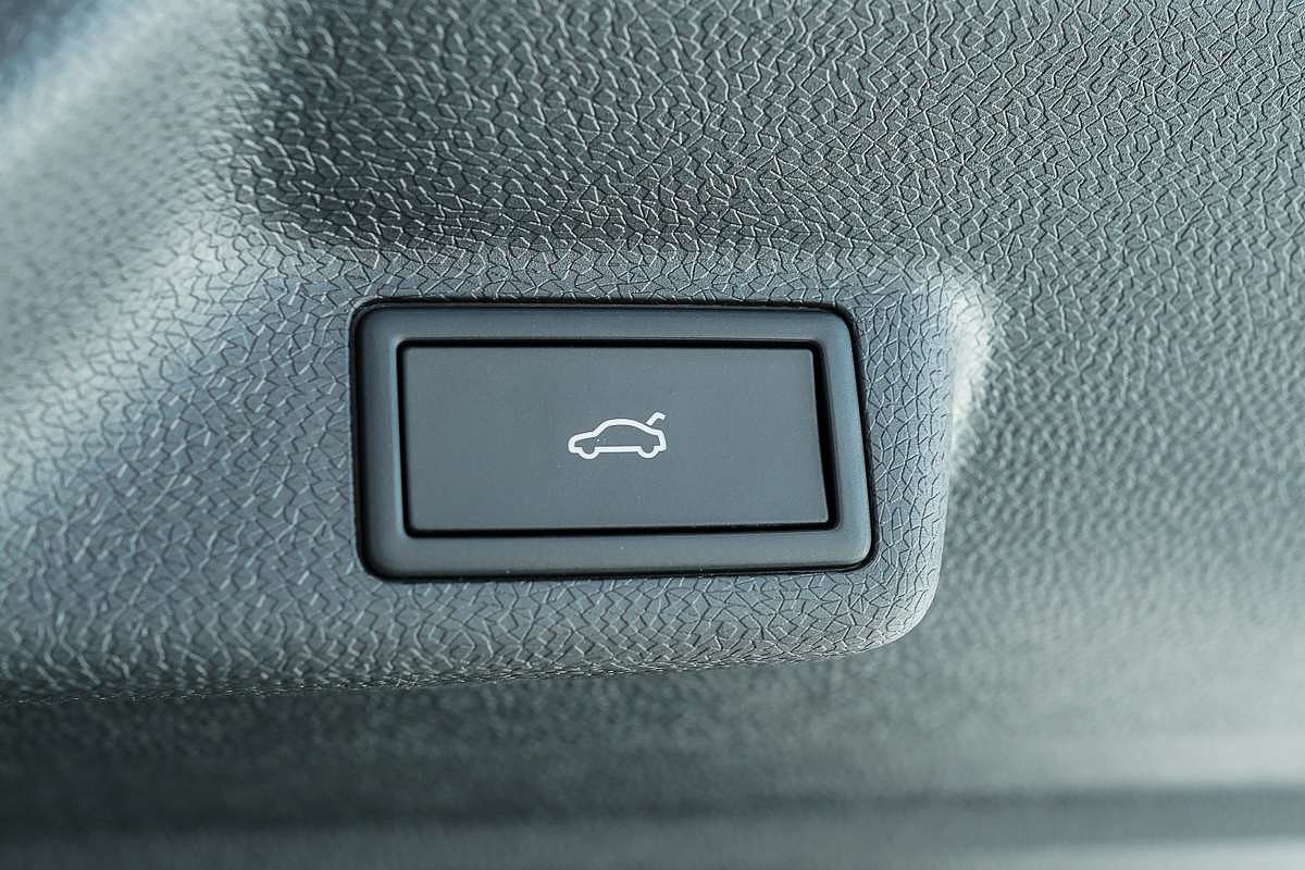 2025 Volkswagen ID. Buzz Pro BEV560 EB LWB