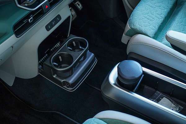 2025 Volkswagen ID. Buzz Pro BEV560 EB LWB