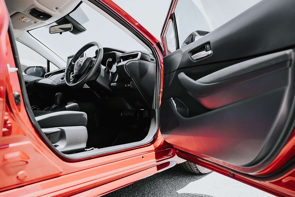 2023 Toyota Corolla Ascent Sport Hybrid ZWE219R