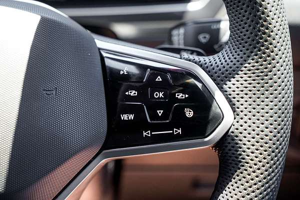 2024 Volkswagen Tiguan Wolfsburg Edition Allspace 5N