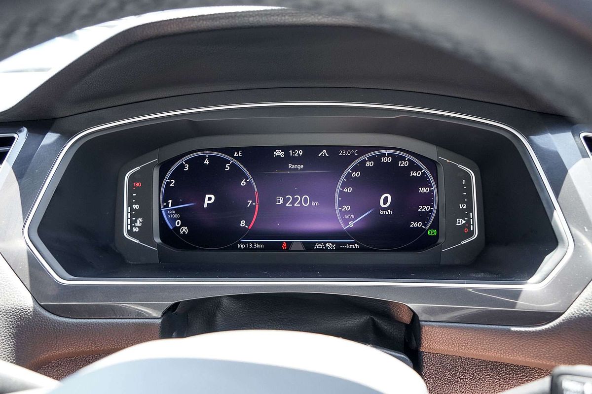 2024 Volkswagen Tiguan Wolfsburg Edition Allspace 5N