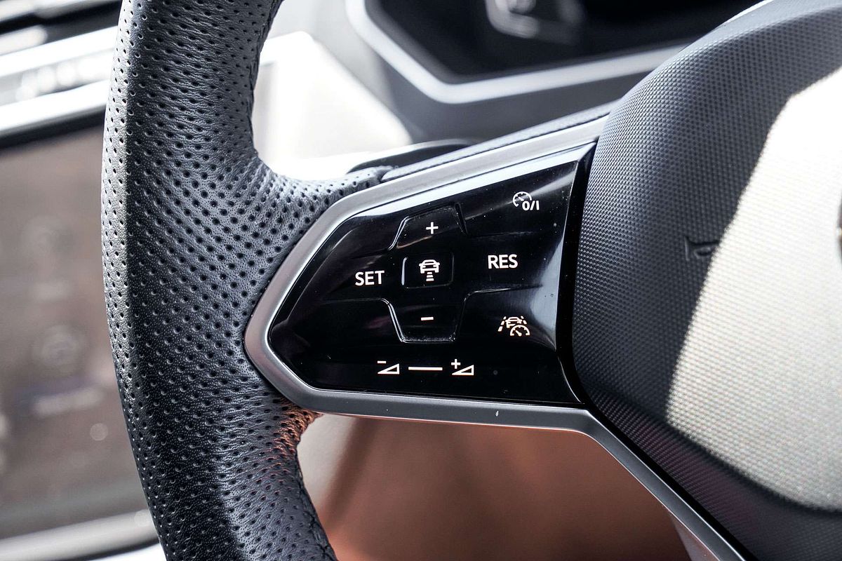 2024 Volkswagen Tiguan Wolfsburg Edition Allspace 5N