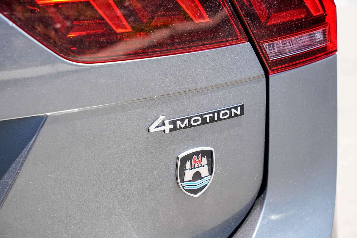 2024 Volkswagen Tiguan Wolfsburg Edition Allspace 5N