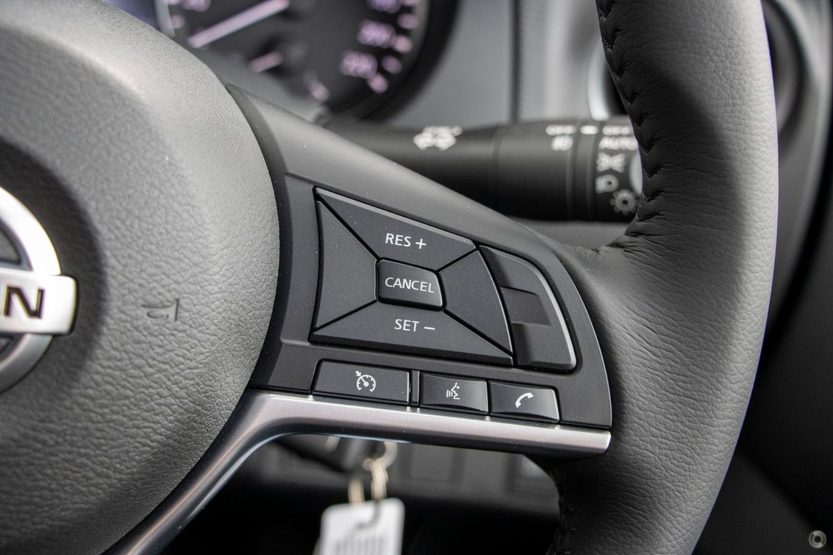 2025 Nissan Navara ST D23 4X4